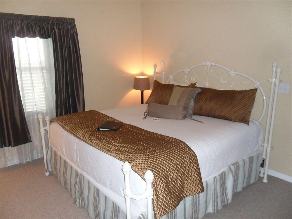 Carriage Way Inn Bed & Breakfast Adults Only - 21 Years Old And Up St. Augustine Exteriör bild
