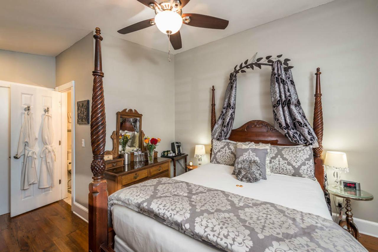 Carriage Way Inn Bed & Breakfast Adults Only - 21 Years Old And Up St. Augustine Exteriör bild