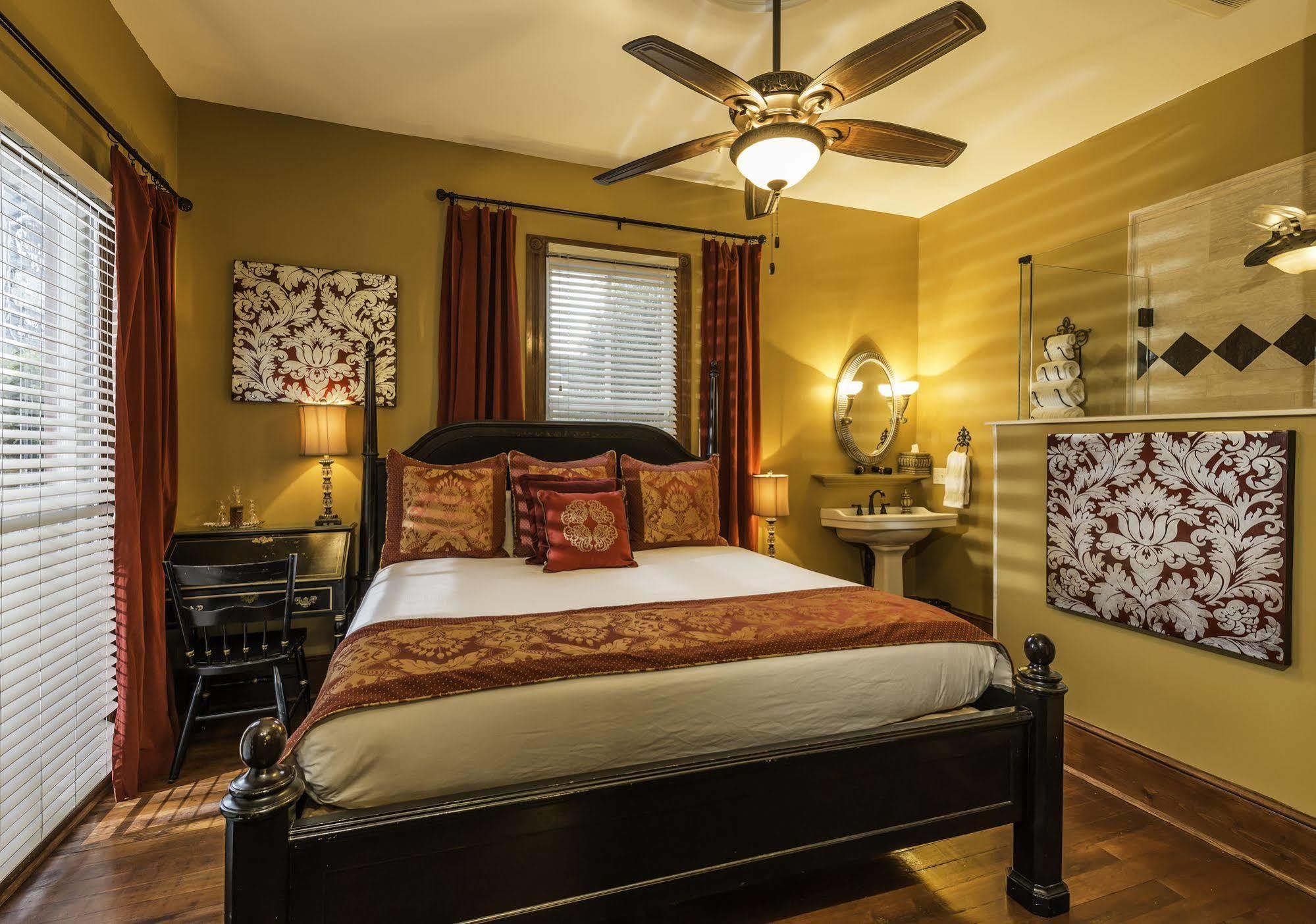 Carriage Way Inn Bed & Breakfast Adults Only - 21 Years Old And Up St. Augustine Exteriör bild