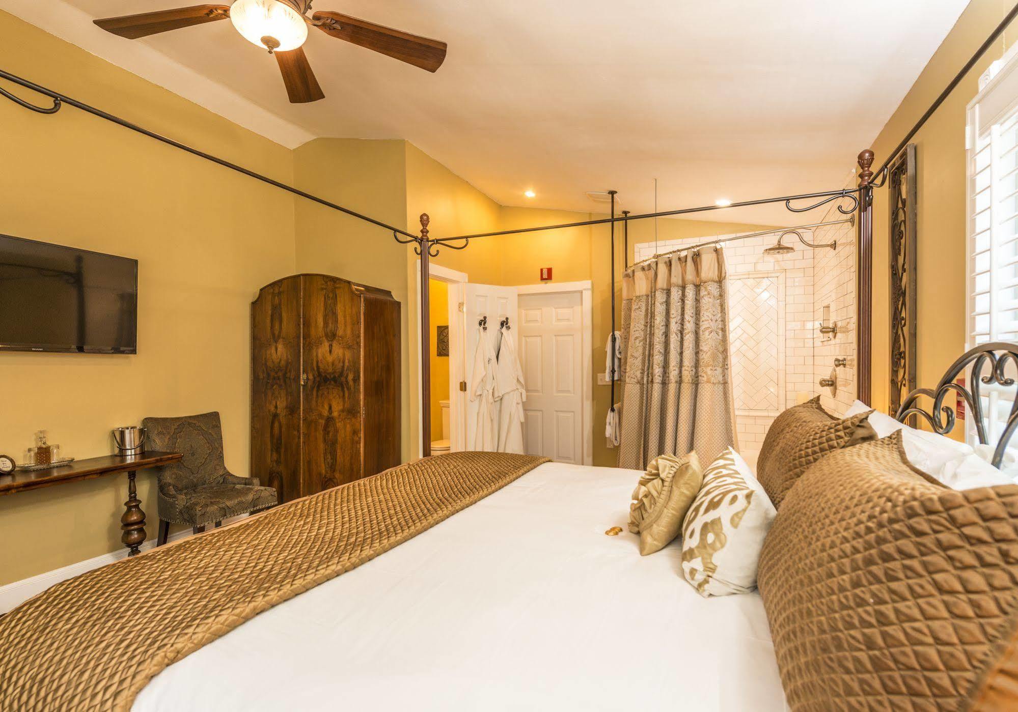 Carriage Way Inn Bed & Breakfast Adults Only - 21 Years Old And Up St. Augustine Exteriör bild